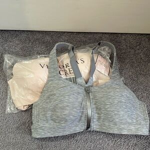 NWT Victoria Secret - Knockout Sports Bra with 1